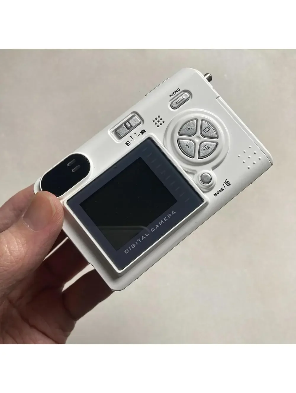 Vintage 2006 VuPoint Solutions 5.0MP Digital Camera White Y2K